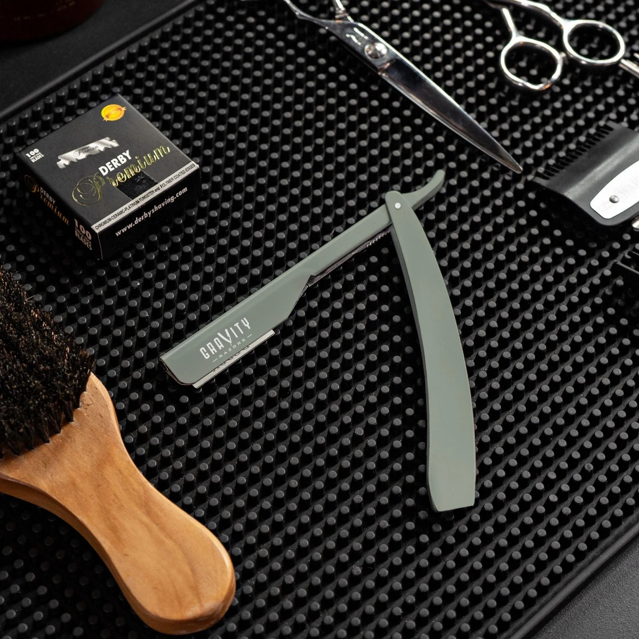 2mm Ultra-Exposed Straight Razor