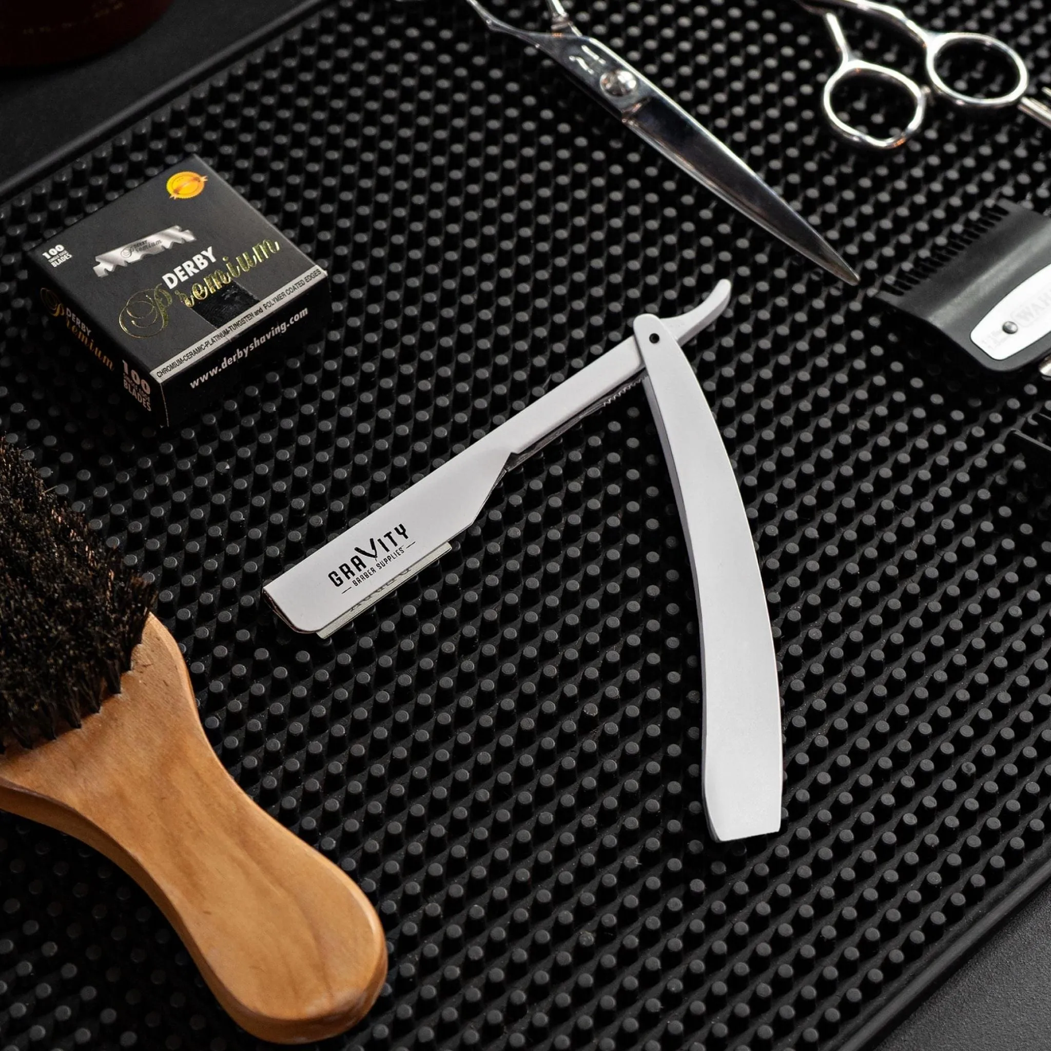 2mm Ultra-Exposed Straight Razor