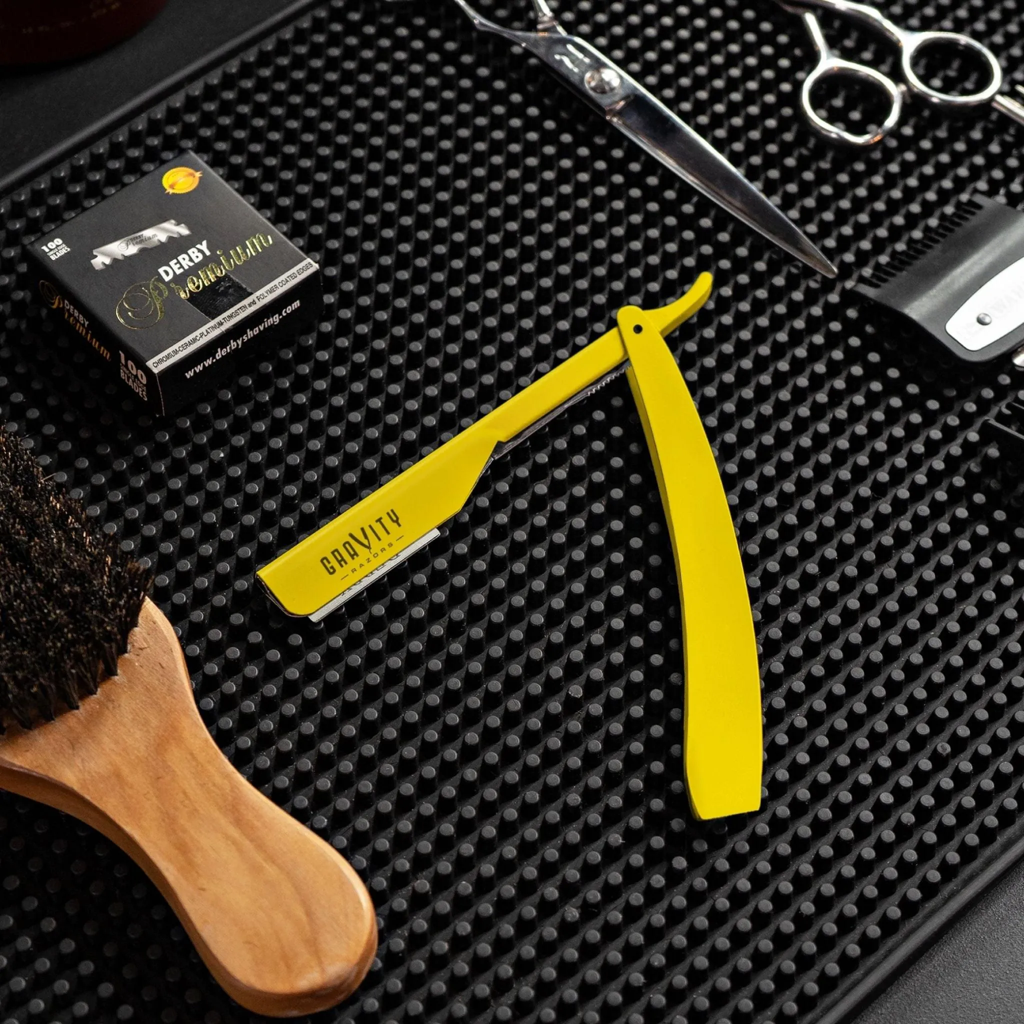 2mm Ultra-Exposed Straight Razor