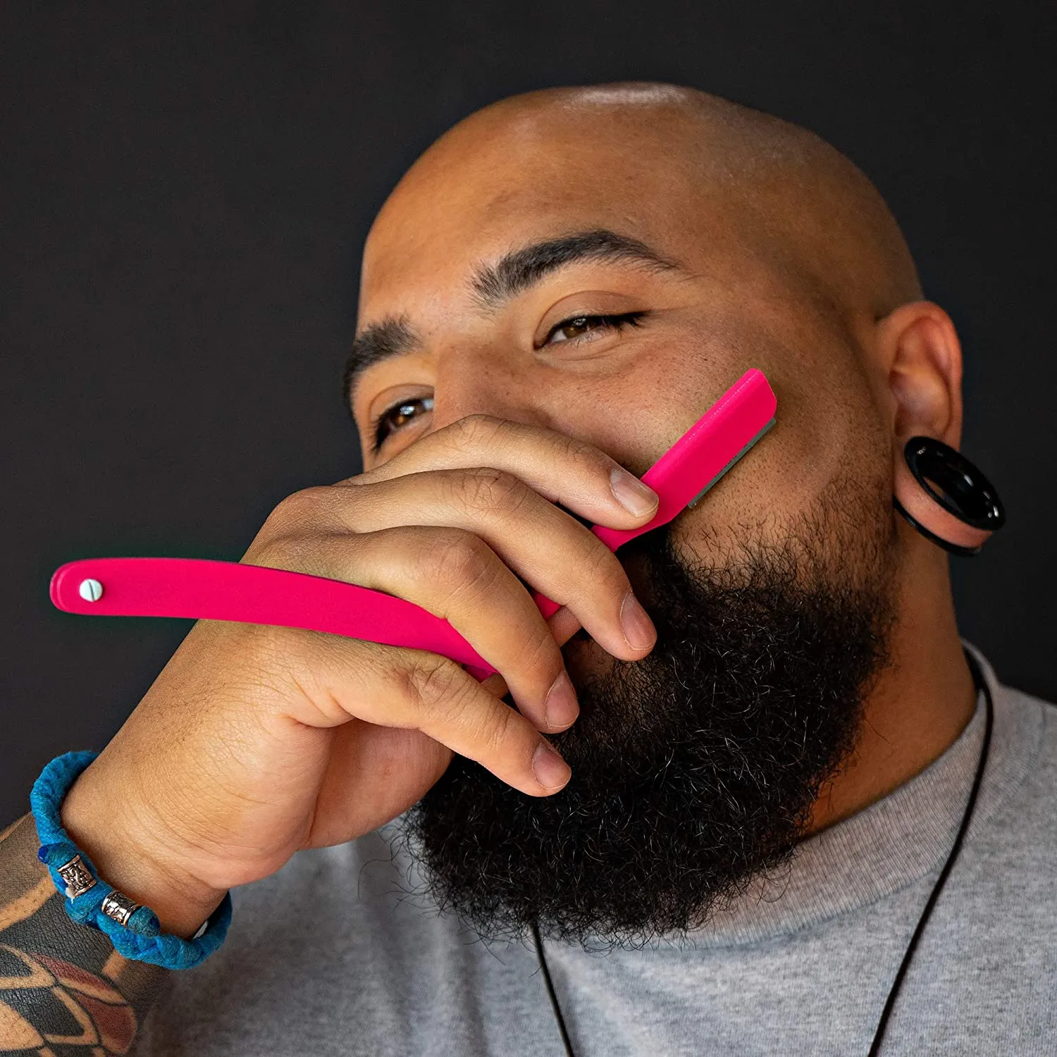 Barber Straight Razor - Stainless Steel Straight Edge Razor with 10 Derby Premium Blades (Pink)