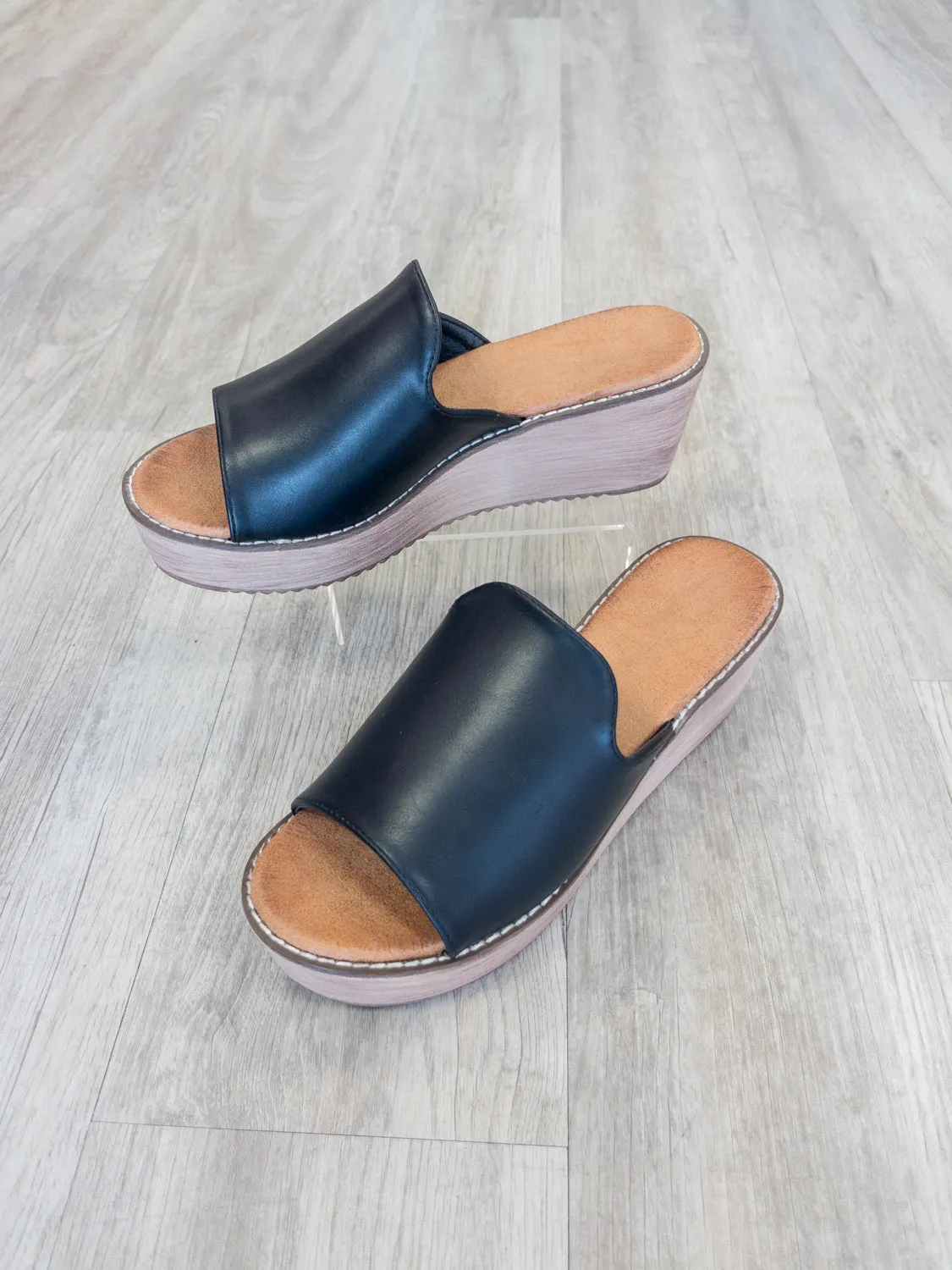 Elis Wedge