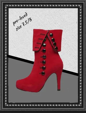 Make a statement boots! adorable - size 8