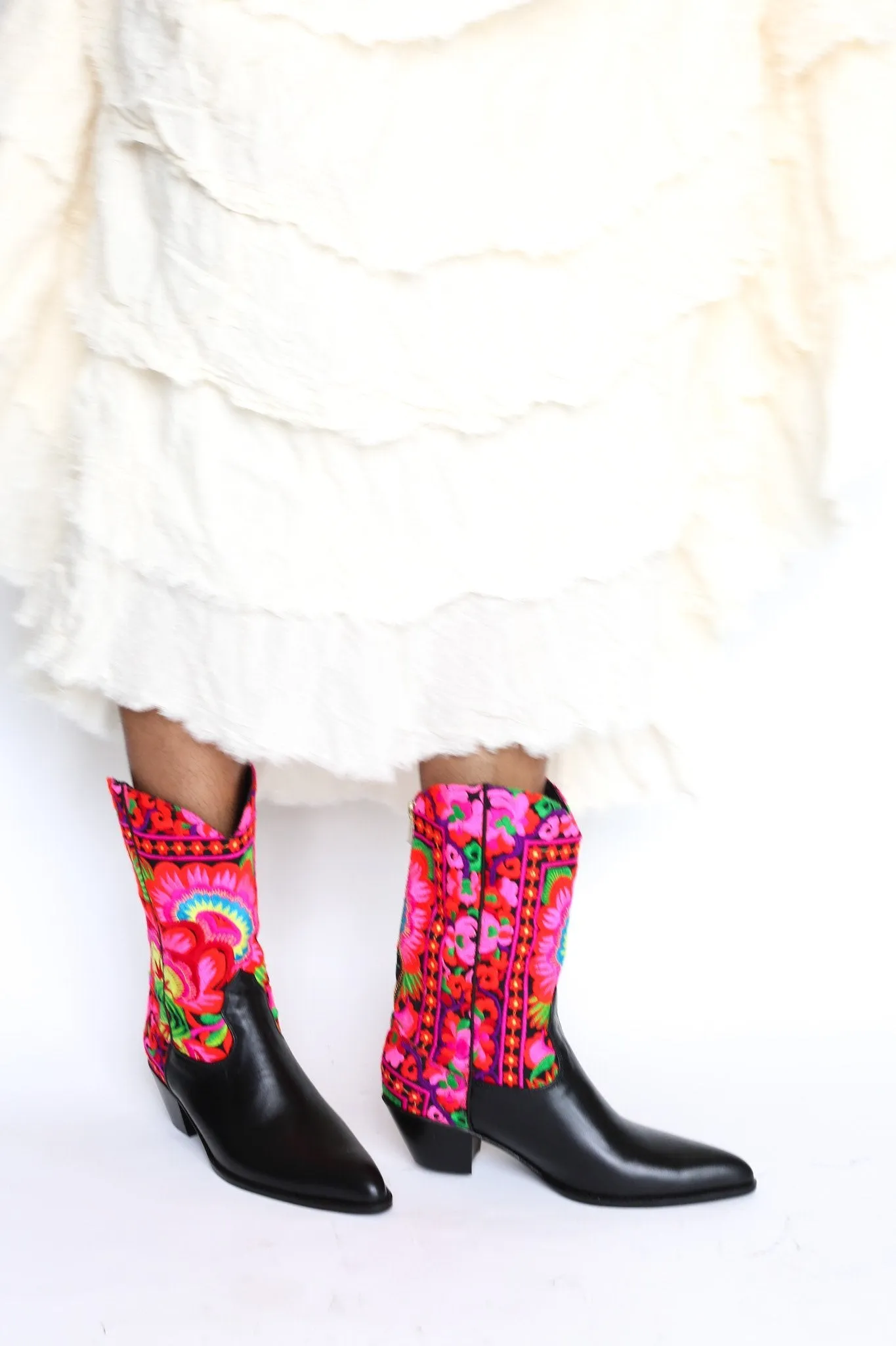 SELINA WESTERN STYLE BOOTS X FREE PEOPLE (BLACK)