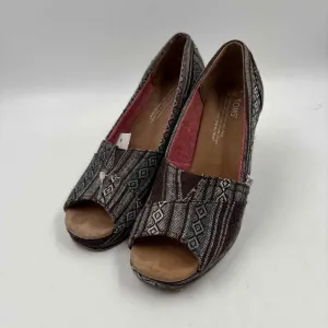 Toms Women's Shoe Size 7 Brown Aztec Wedges